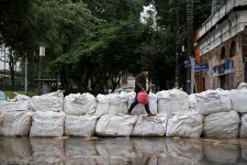 rio-grande-do-sul-tem-alerta-para-novas-inundacoes-severas;-guaiba-pode-bater-novo-recorde