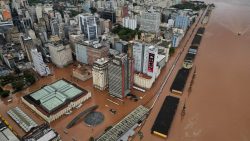 apesar-da-tregua-na-chuva,-nivel-do-guaiba-segue-quase-2,30-m-acima-da-cota-de-inundacao