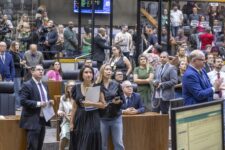 camara-de-vereadores-de-porto-alegre-aprova-projeto-‘escola-sem-partido’;-veja-como-cada-um-votou